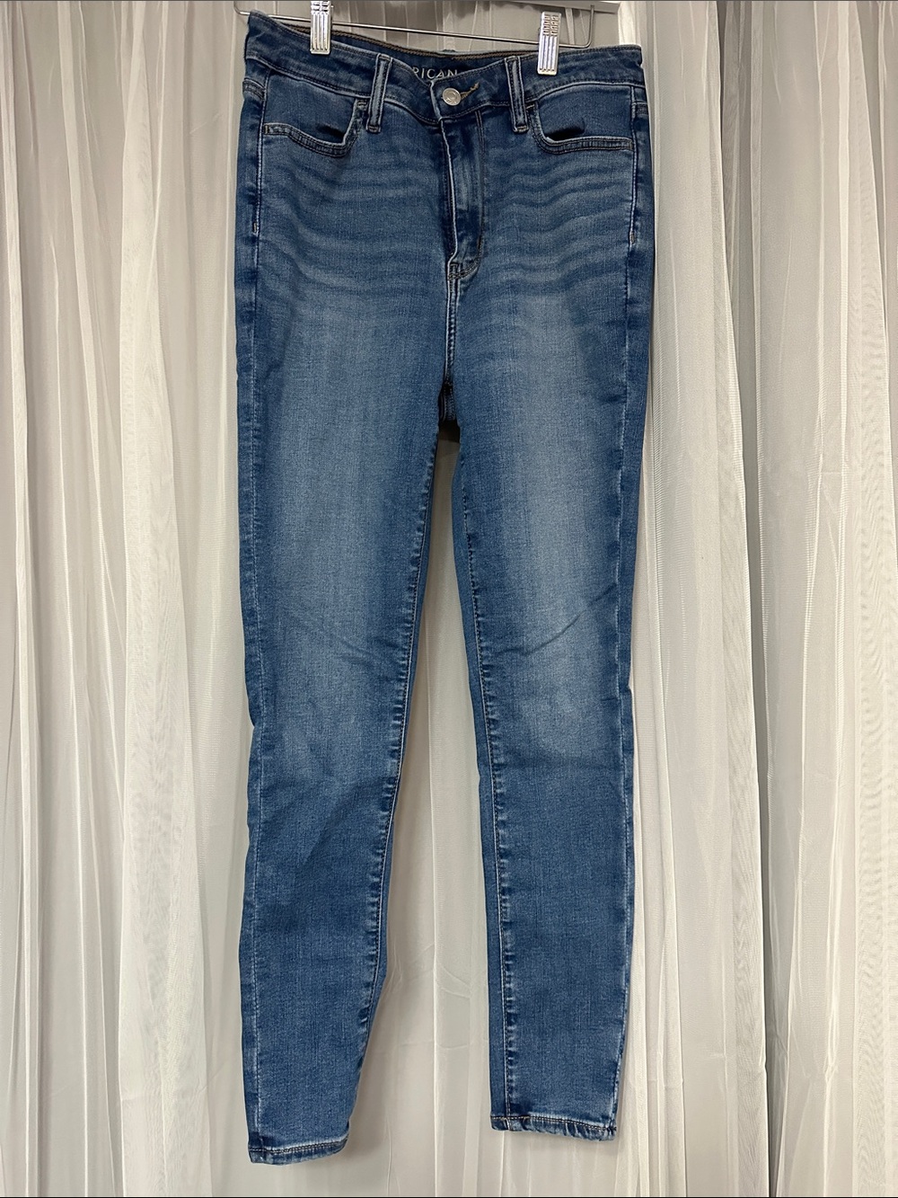 American Eagle variety jeans
